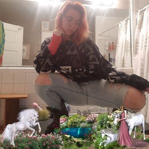 Meet your Posher, Haley